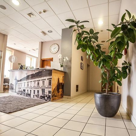Hotel Pakrac Bagian luar foto