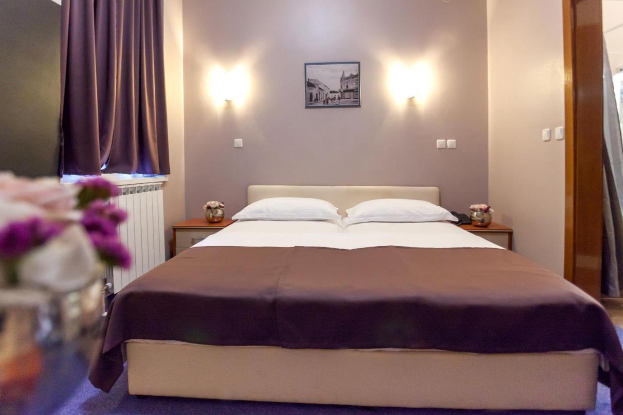 Hotel Pakrac Bagian luar foto