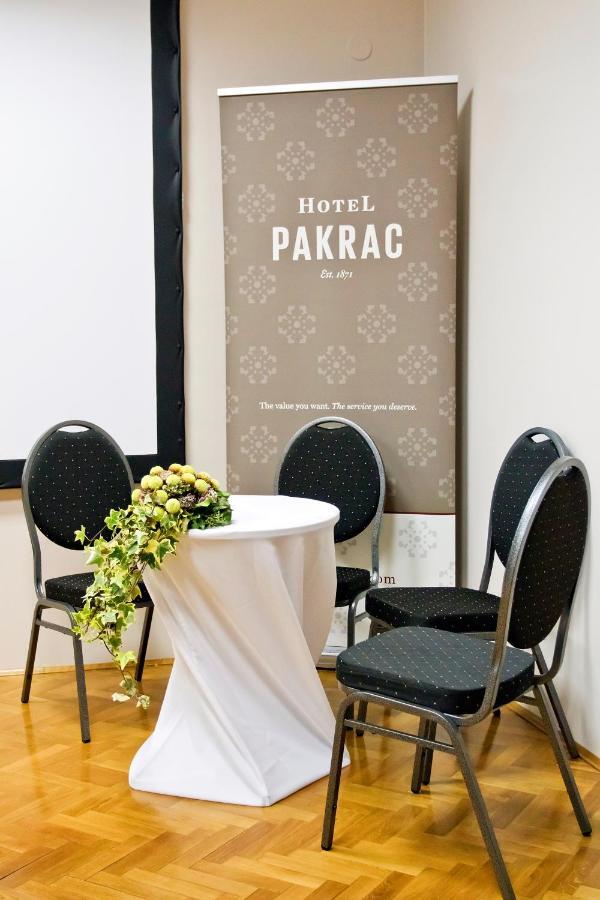 Hotel Pakrac Bagian luar foto